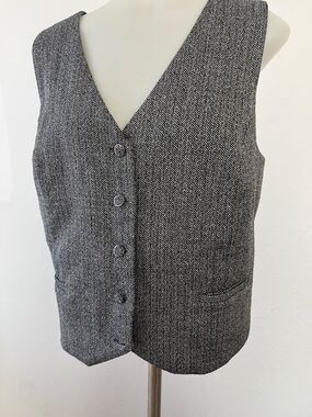 Haver & Blair London Black Labeled Garment